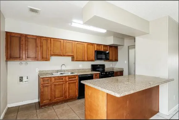 $1,599 | 8233 West Indianola Avenue, Phoenix, AZ 85033