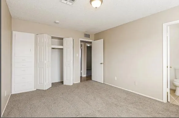 $1,599 | 8233 West Indianola Avenue, Phoenix, AZ 85033