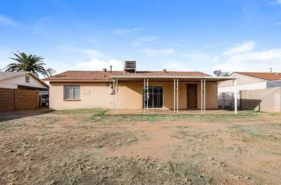 $1,599 | 8233 West Indianola Avenue, Phoenix, AZ 85033