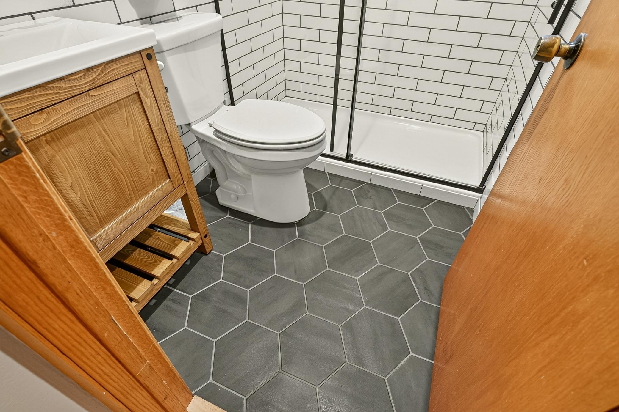312 21st Street Southwest Rochester, MN 55902 - Photo 19 of 32 Gallery Image 19