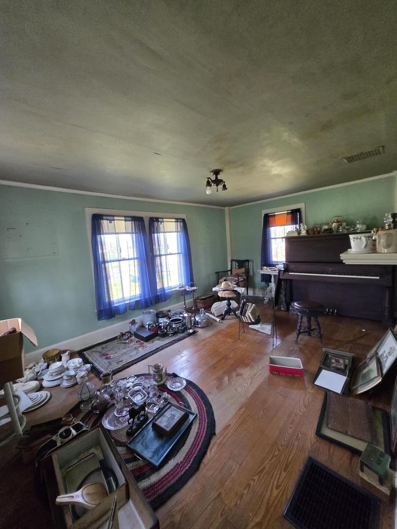 203 Winn Road Falmouth, ME 04105 - Photo 16 of 44 20260505_112547