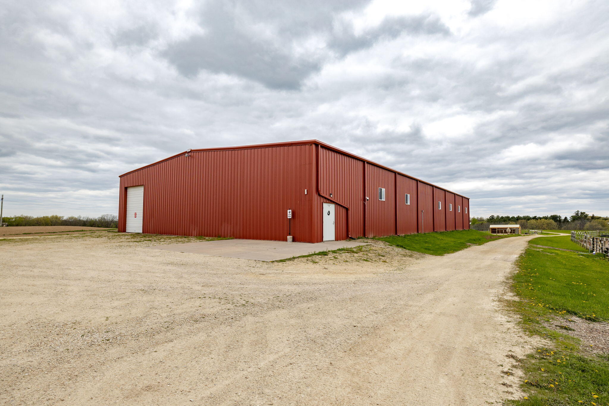 W4102 Ober Road Greenfield, WI 54623 - Photo 3 of 38 Indoor Arena