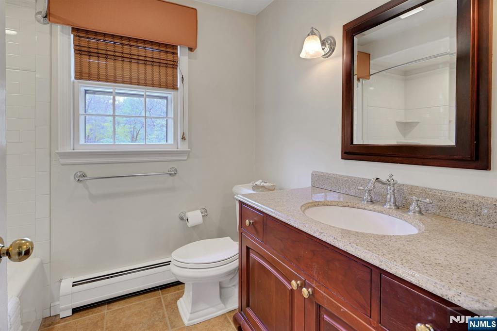 59 Green Hill Road Butler, NJ 07405 - Photo 23 of 40