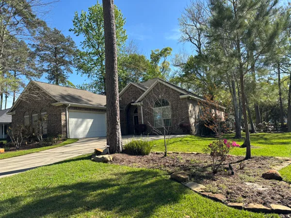 $3,300 | 119 April Waters Drive West, Conroe, TX 77356