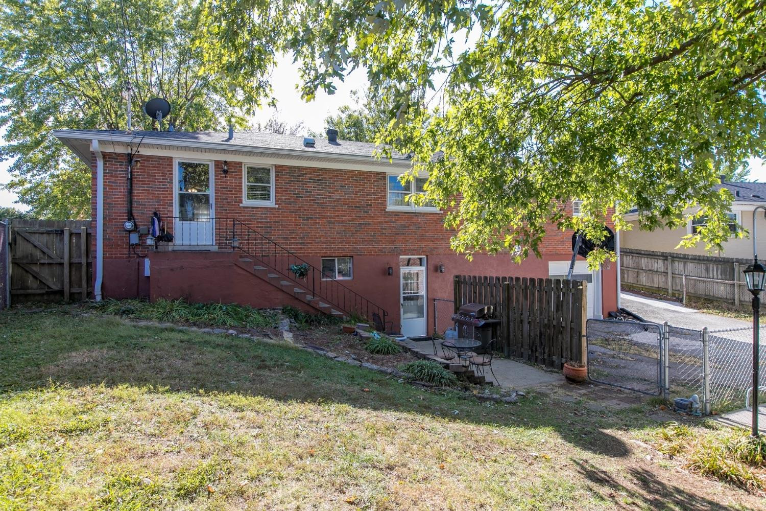 545 Radcliffe Road Lexington, KY 40505 - Photo 40 of 45 Photo 40
