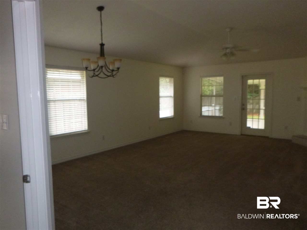 2686 Hampton Park Circle Foley, AL 36535 - Photo 4 of 11