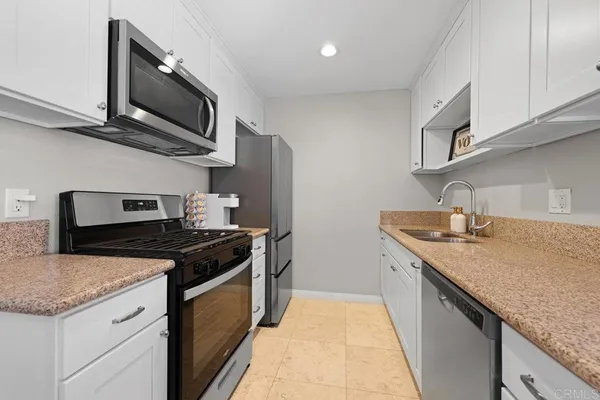 $300,000 | 9727 Winter Gardens Boulevard, Unit 92, Lakeside, CA 92040