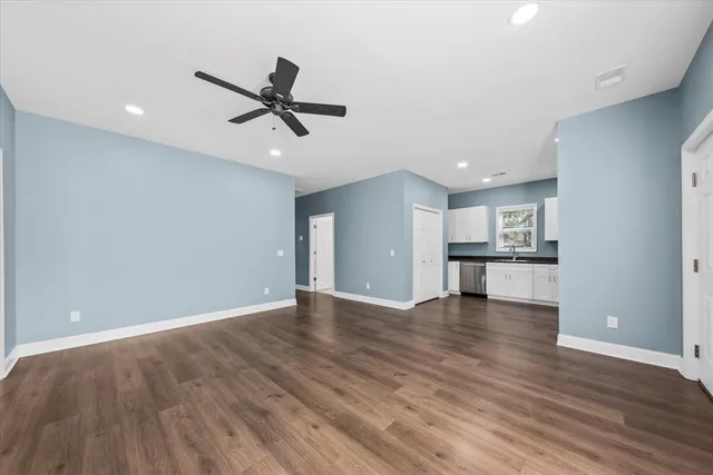 $2,050 | 3934 Dorsey Avenue, Unit C, North Charleston, SC 29405