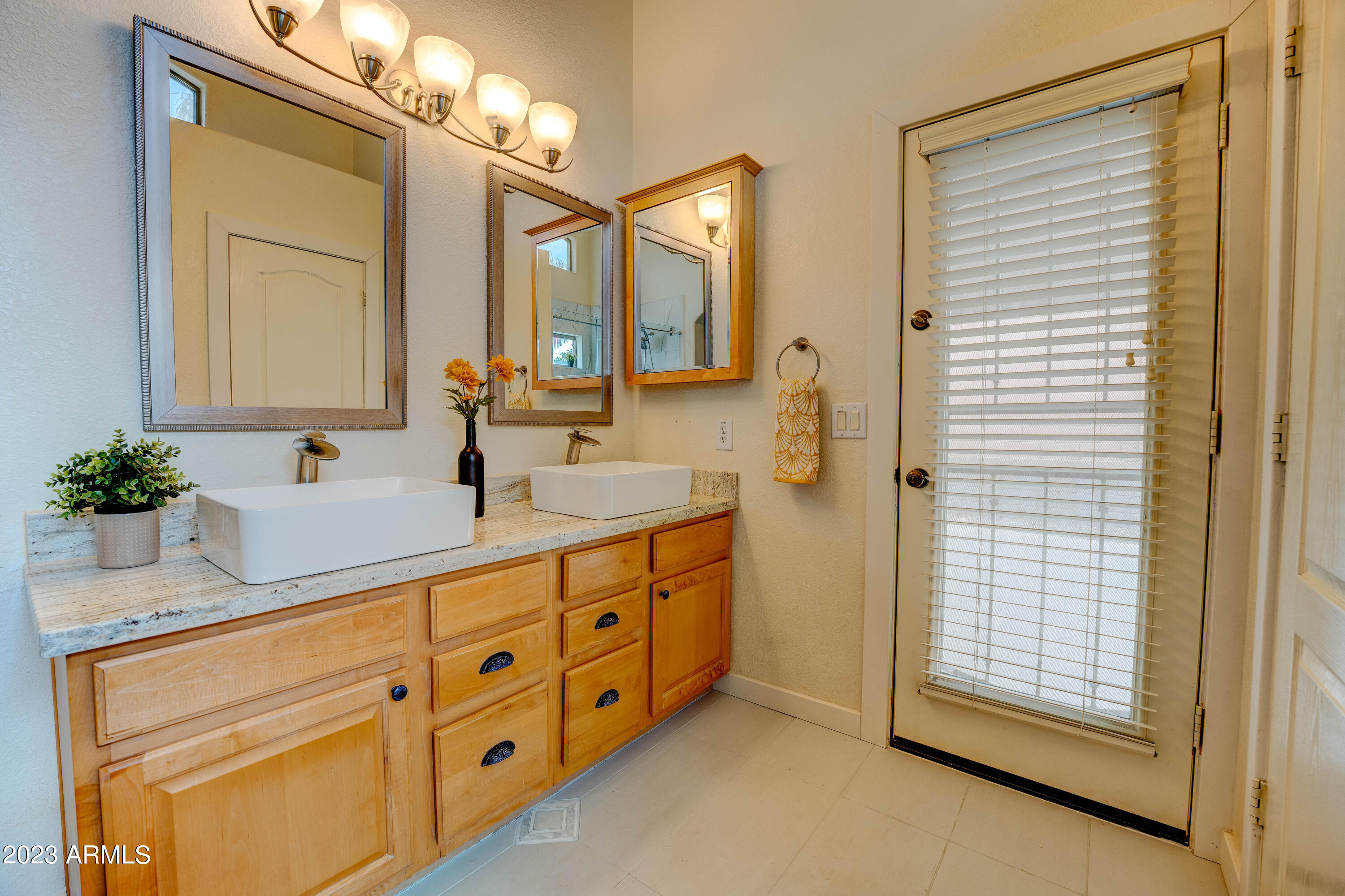 2219 West Roy Rogers Road Phoenix, AZ 85085 - Photo 25 of 39 MASTER BATH