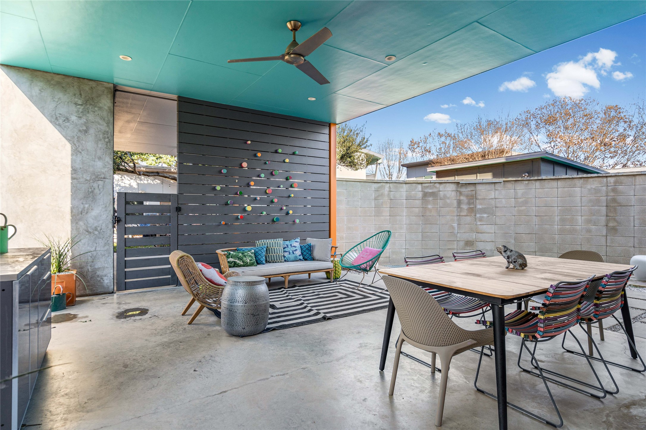 5900 Ventus Street Austin, TX 78721 - Photo 13 of 30