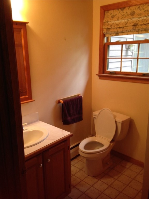 247 Nicholas Road Coventry, RI 02827 - Photo 19 of 34 FIRST FLOOR HALF BATH
