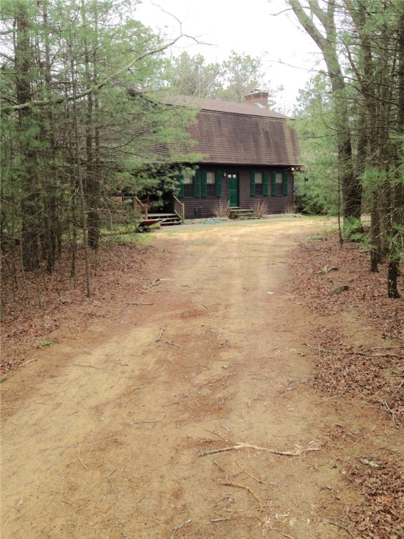 247 Nicholas Road Coventry, RI 02827 - Photo 3 of 34 FRONT DRIVEWAY