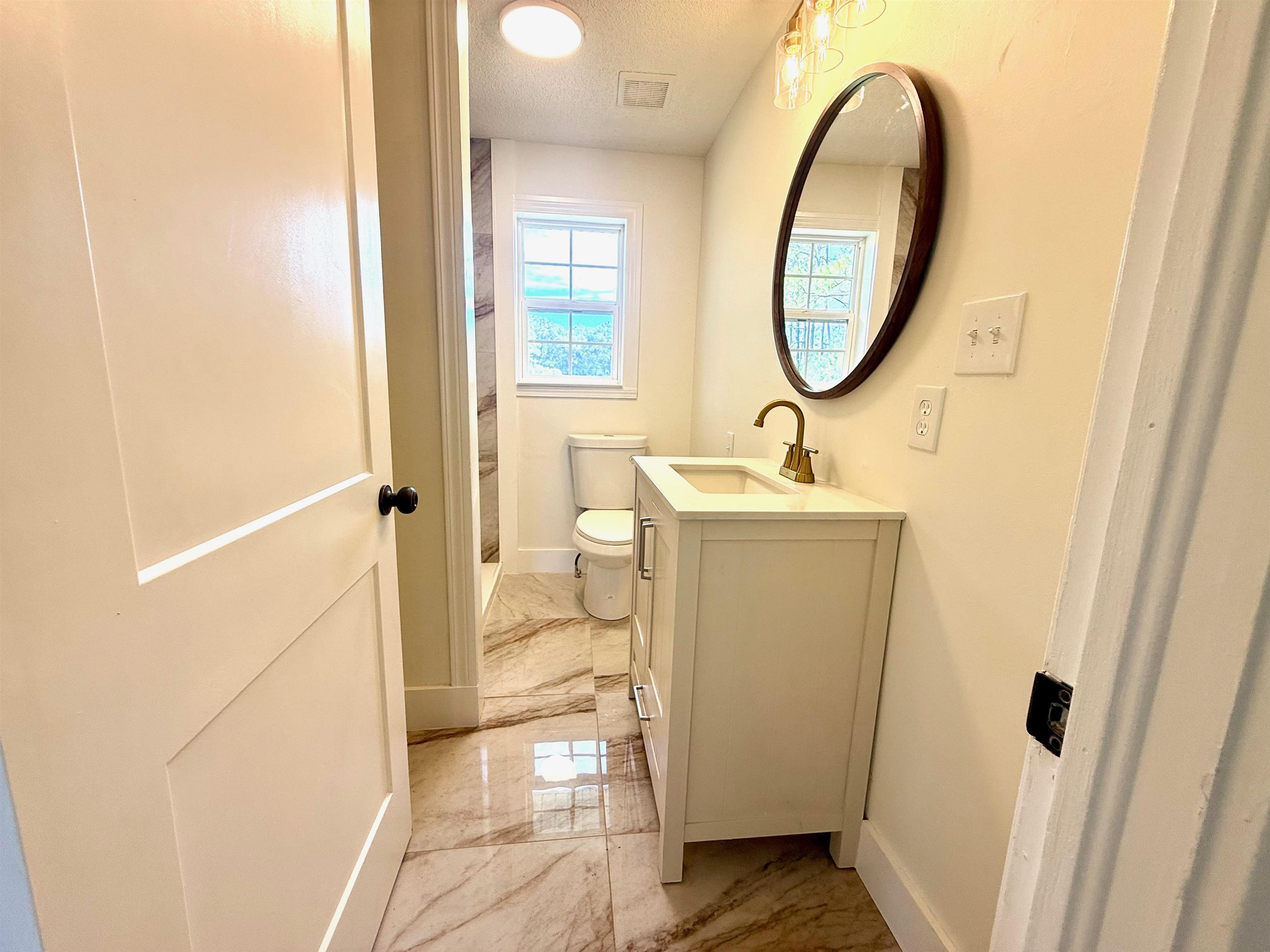 11698 Poser Road Foley, AL 36535 - Photo 10 of 20 Bathroom