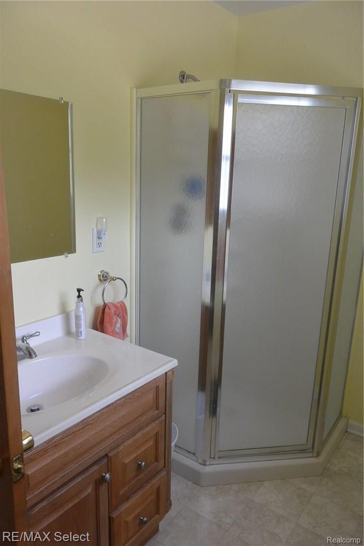 11501 West Frances Road Flushing, MI 48433 - Photo 11 of 28 DSC_2096.JPG