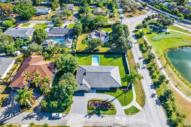 $1,975,000 | 12751 Southwest 92nd Court, Miami, FL 33176