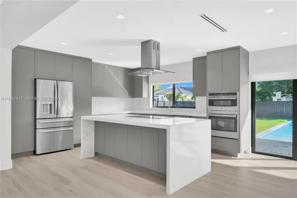 $1,895,000 | 12751 Southwest 92nd Court, Miami, FL 33176