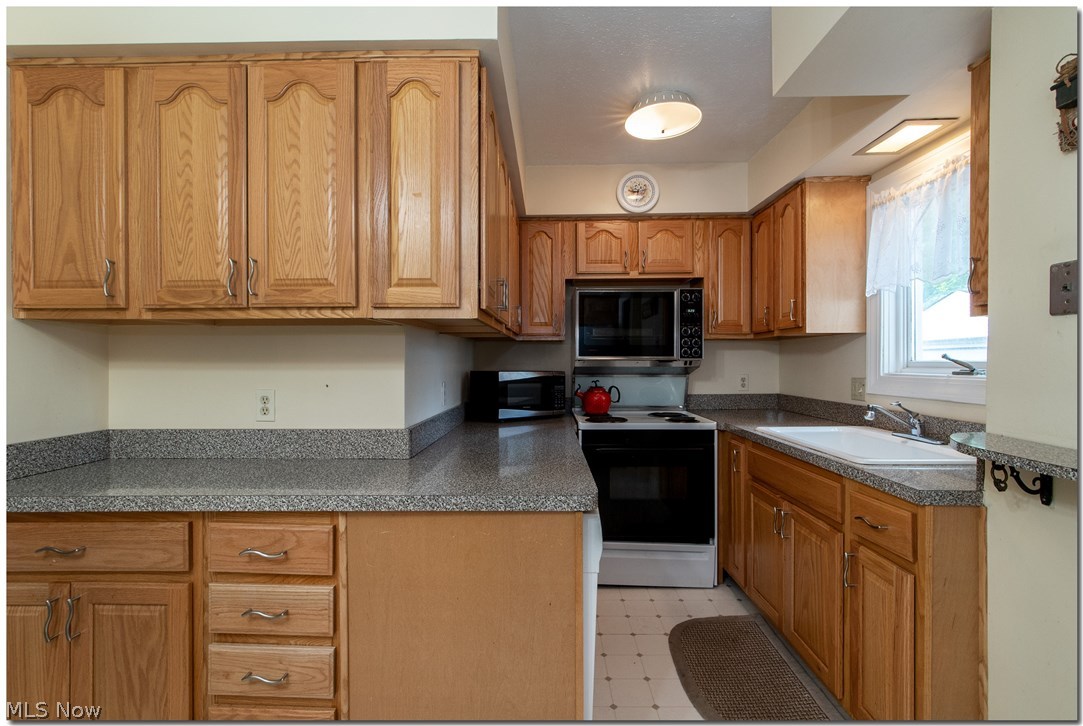 2334 Charney Road Cleveland, OH 44118 - Photo 20 of 35 Gallery Image 20