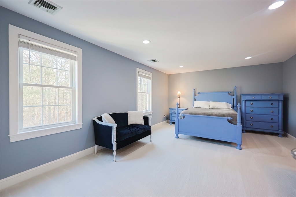 21 Riverside Road Franklin, MA 02038 - Photo 31 of 42