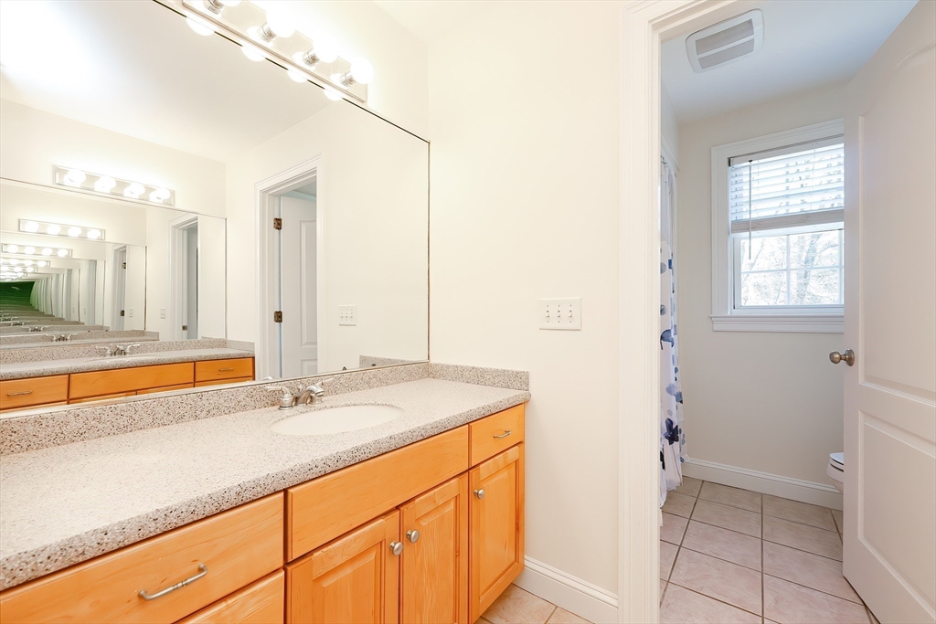 21 Riverside Road Franklin, MA 02038 - Photo 32 of 42