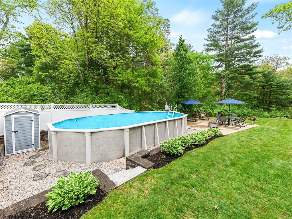 21 Riverside Road Franklin, MA 02038 - Photo 8 of 42