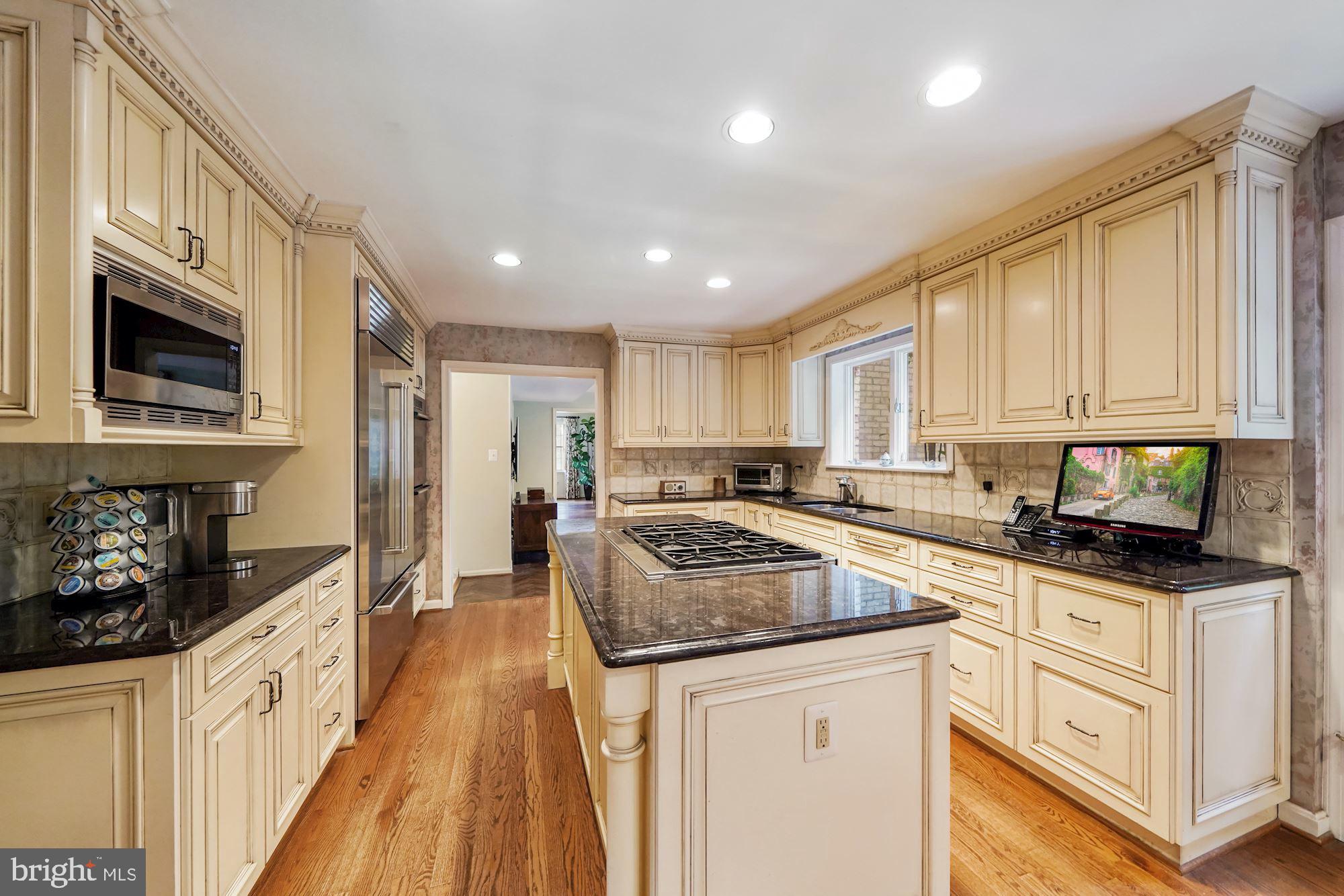 5601 Little Falls Road Arlington, VA 22207 - Photo 10 of 38 Gourmet Kitchen with plenty of counter space