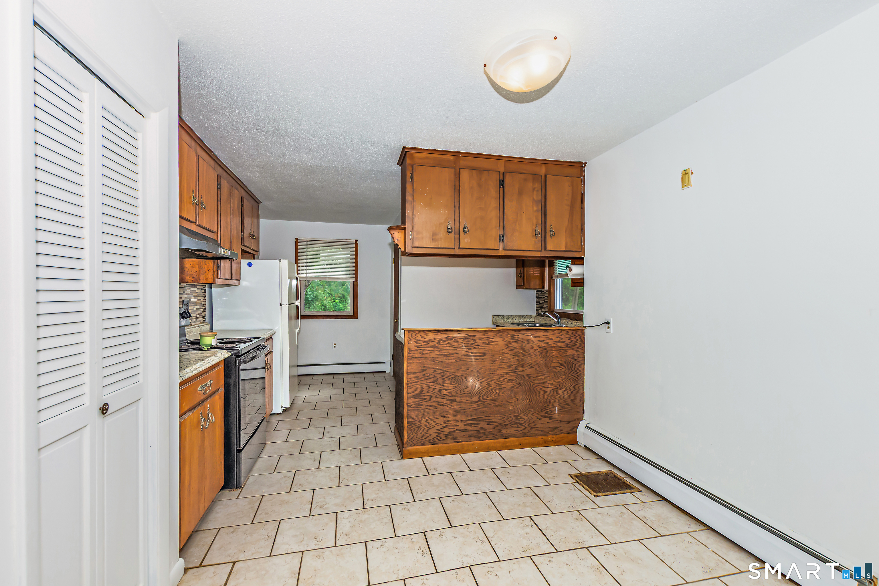 131 Canterbury Road Plainfield, CT 06374 - Photo 6 of 26