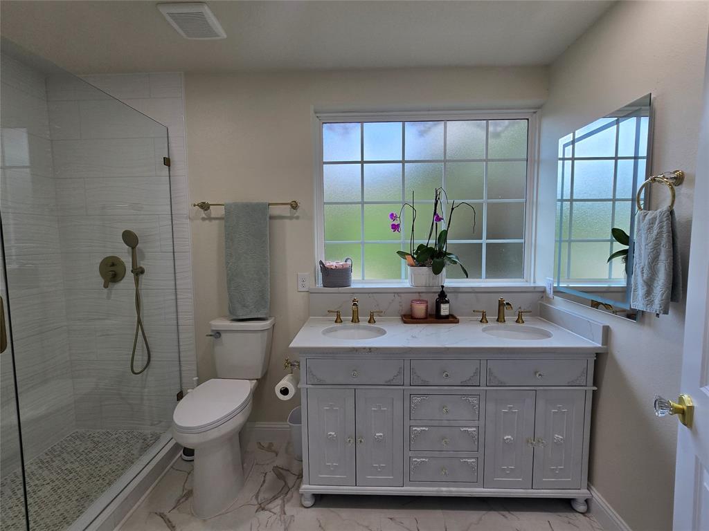 401 East Chestnut Street Denison, TX 75021 - Photo 12 of 21