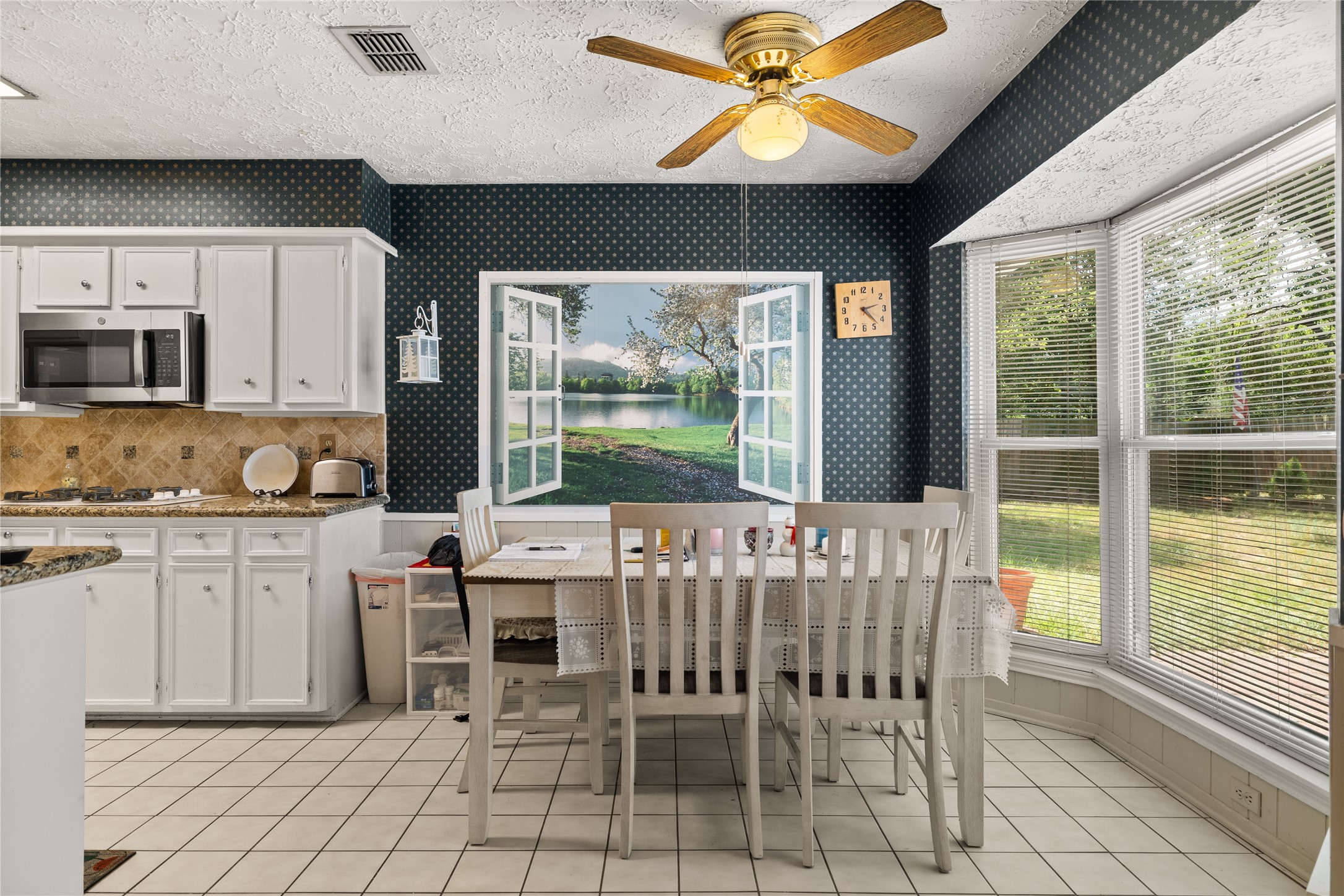 4826 Casemont Drive Spring, TX 77388 - Photo 7 of 16