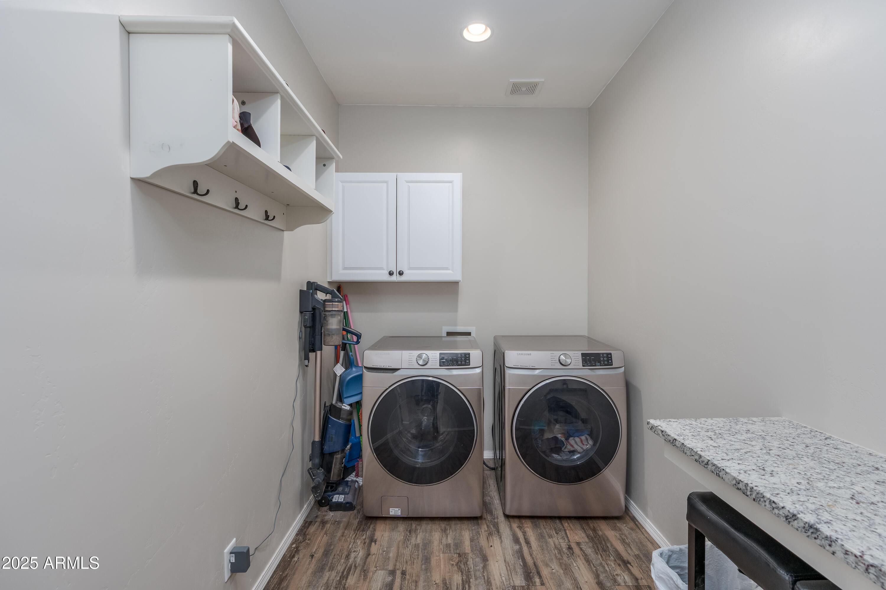 955 West Copperhead Road Camp Verde, AZ 86322 - Photo 10 of 35 a utility room with dryer and washer