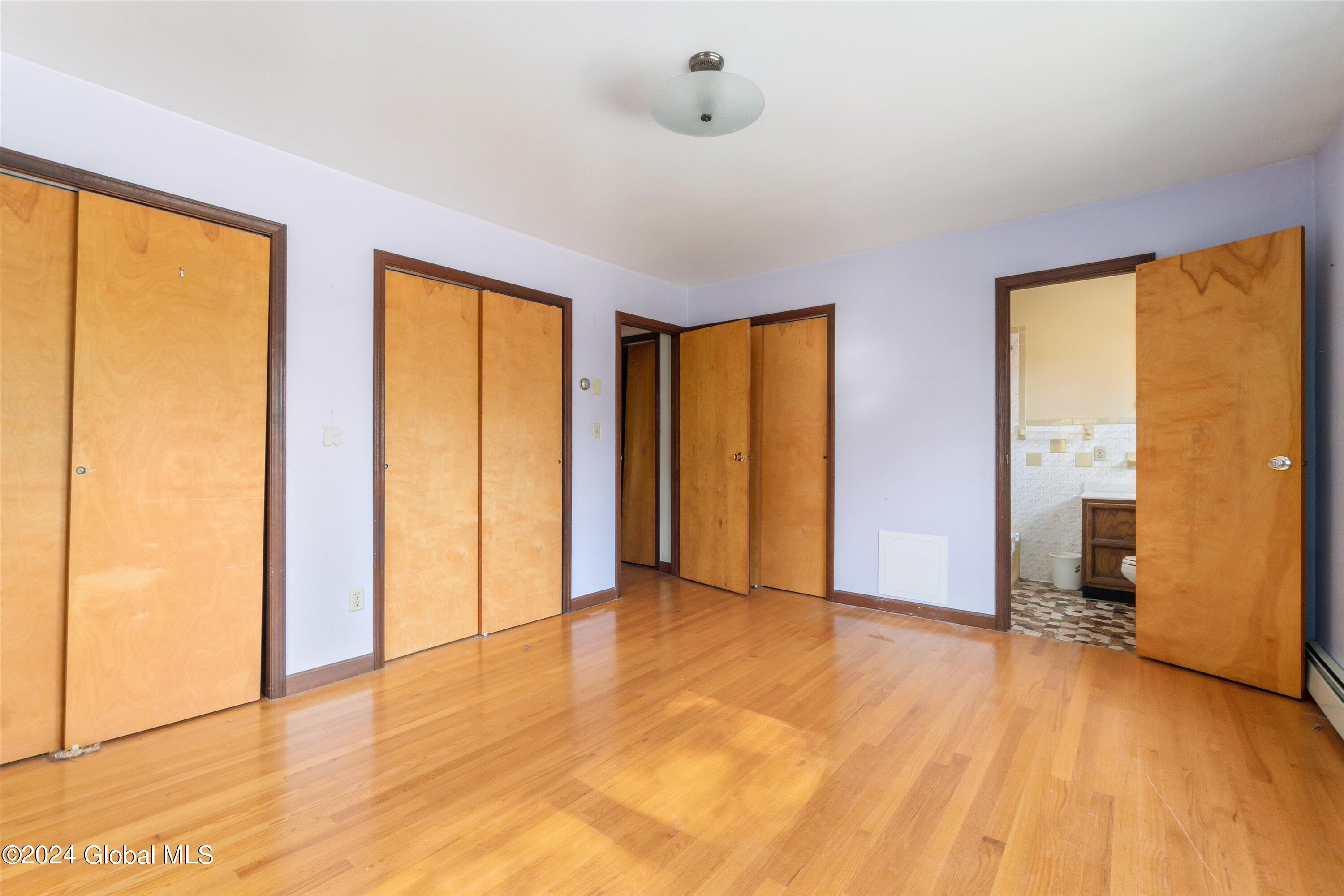 206 Van Aernem Road Malta, NY 12020 - Photo 14 of 39 36-DSC00847