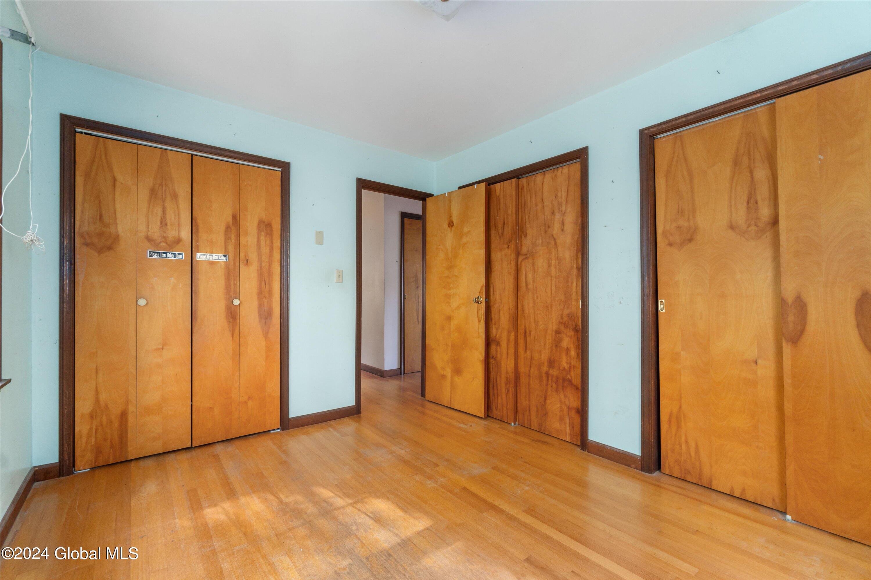 206 Van Aernem Road Malta, NY 12020 - Photo 18 of 39 40-DSC00856