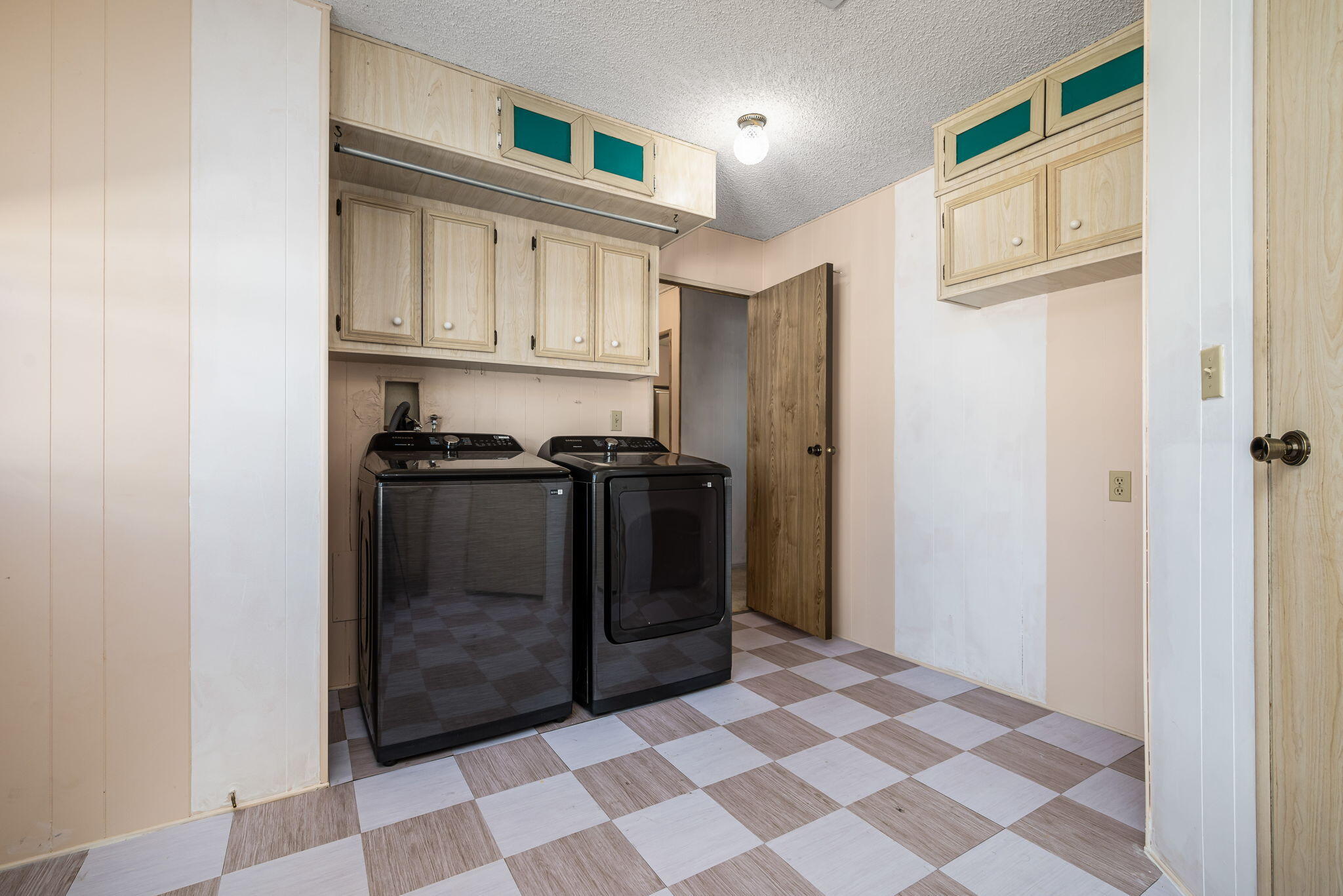33204 Laredo Circle Thousand Palms, CA 92276 - Photo 49 of 62 a kitchen with stainless steel appliances granite countertop a refrigerator and a stove top oven