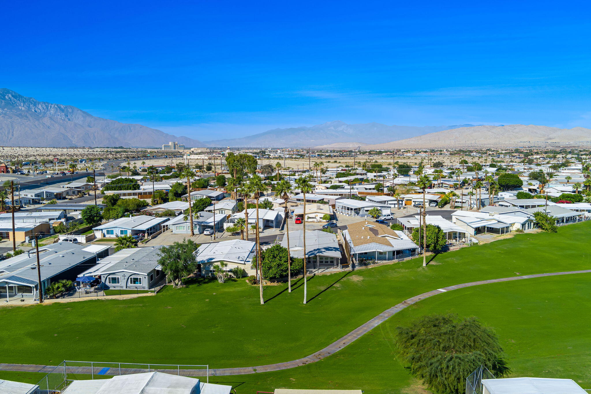 33204 Laredo Circle Thousand Palms, CA 92276 - Photo 7 of 62 7-web-or-mls-WMLaredo_OPMG_1125_007