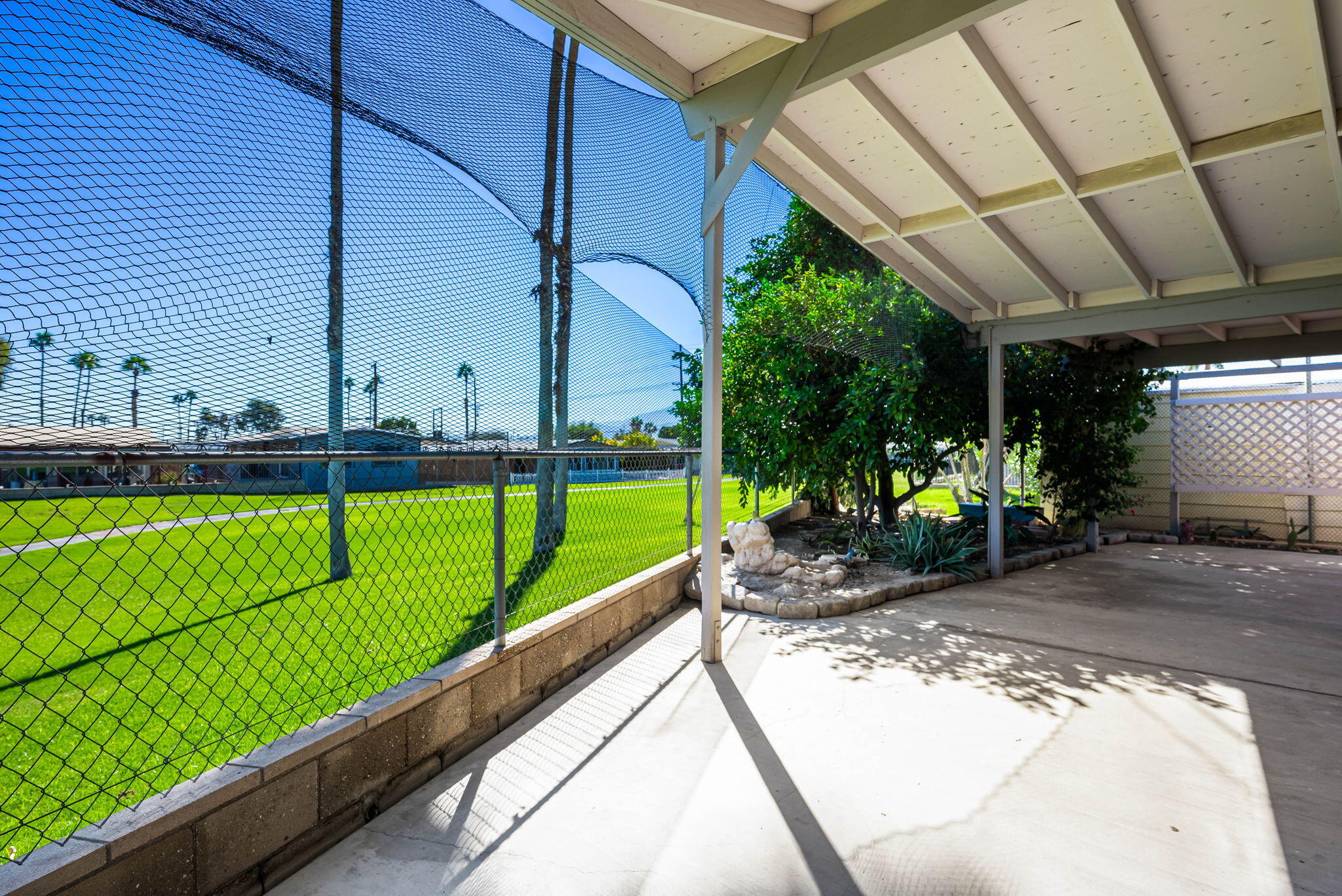 33204 Laredo Circle Thousand Palms, CA 92276 - Photo 10 of 62 a view of a back yard
