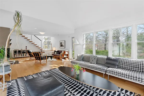 $4,600,000 | 54 Gardiner Drive, Amagansett, NY 11930