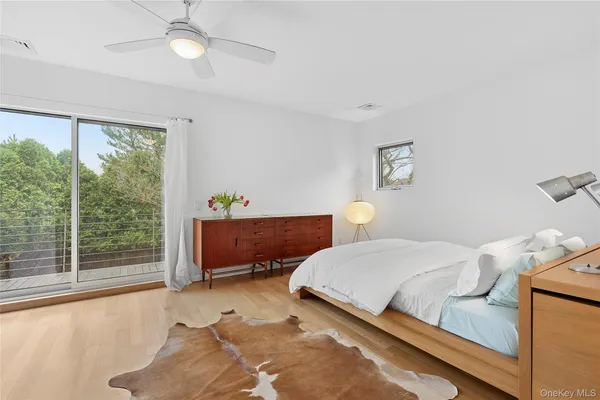 $4,600,000 | 54 Gardiner Drive, Amagansett, NY 11930