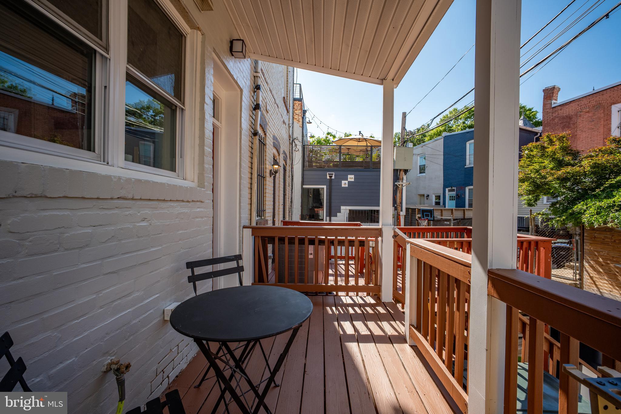 35 T Street Northwest Washington, DC 20001 - Photo 12 of 66 Upper Unit