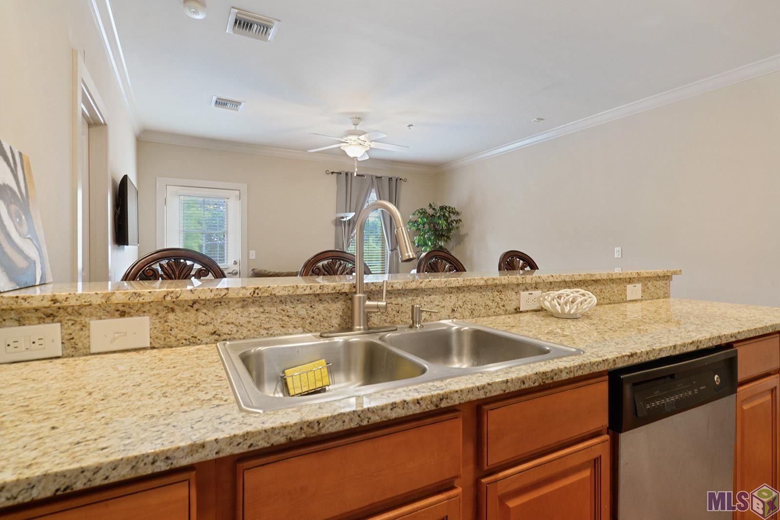 3347 Nicholson Drive, Unit B209 Baton Rouge, LA 70802 - Photo 7 of 20 Gallery Image 7