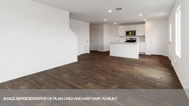 $199,990 | 504 Wild Goose Drive, Luling, TX 78648