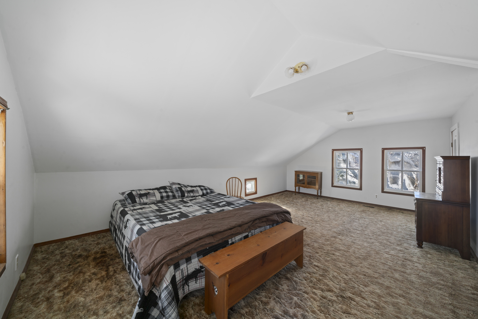 11410 Waterman Road Waterman, IL 60556 - Photo 16 of 51 Gallery Image 16