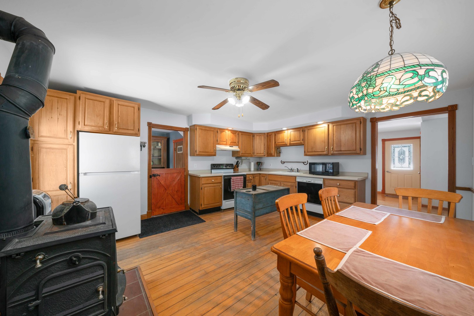 11410 Waterman Road Waterman, IL 60556 - Photo 5 of 51 Gallery Image 5