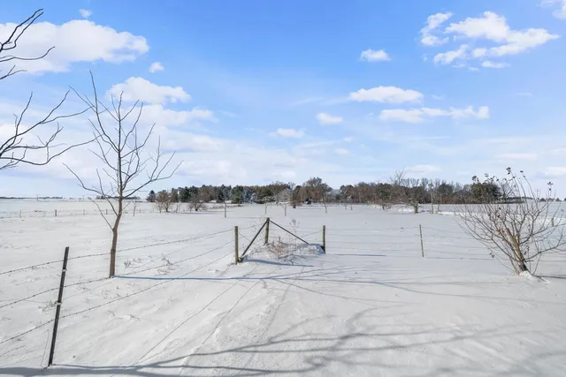 $399,500 | 11410 Waterman Road, Waterman, IL 60556