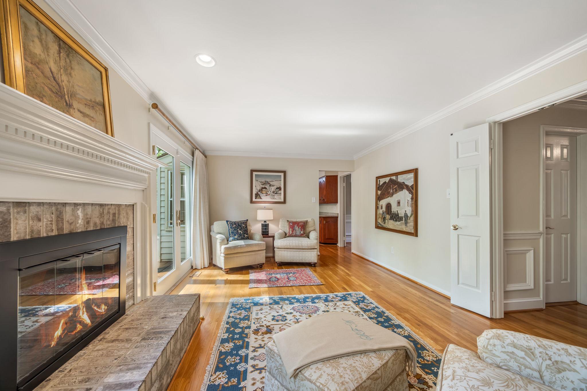 718 Ridge Drive McLean, VA 22101 - Photo 19 of 61 Wood burning fireplace
