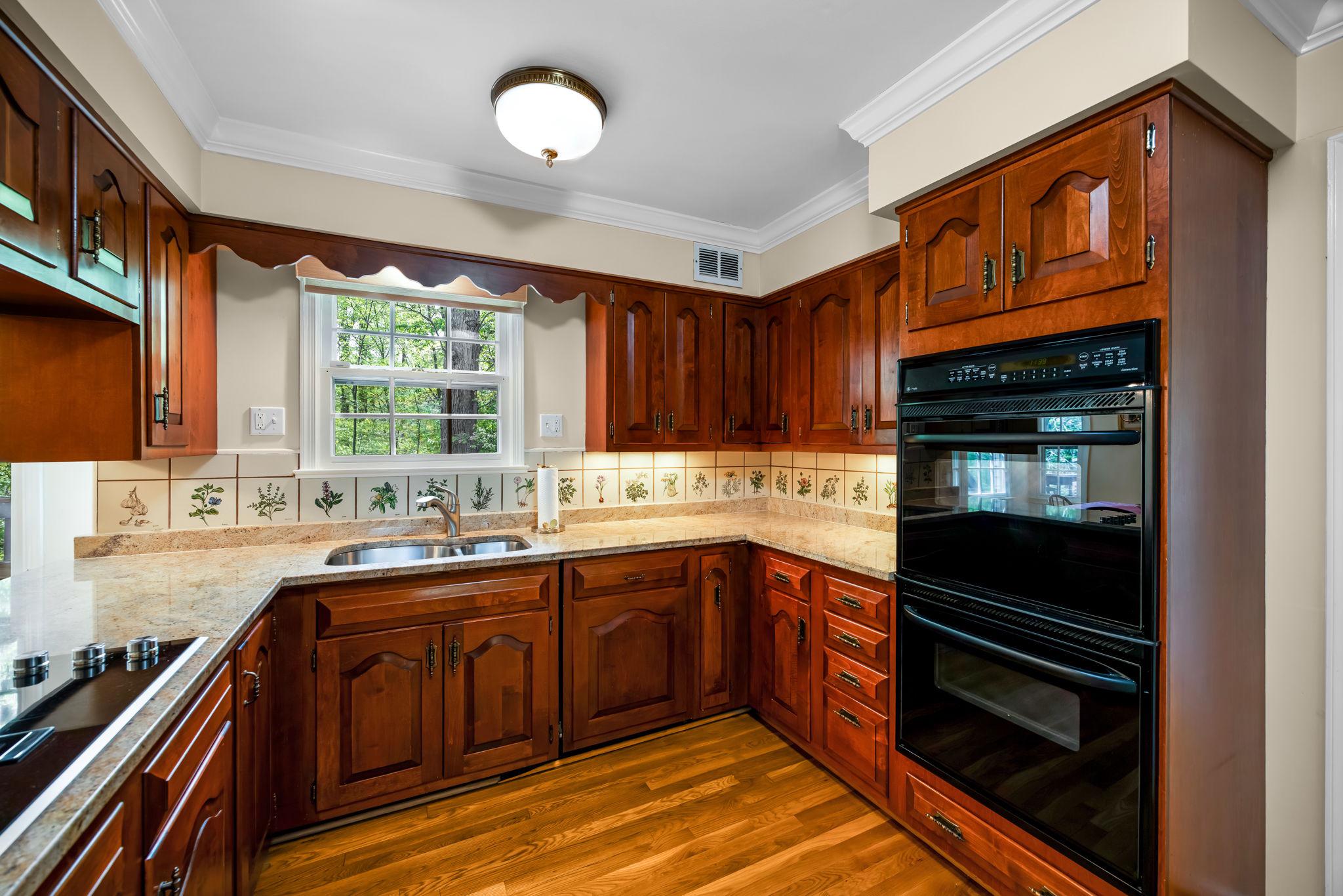 718 Ridge Drive McLean, VA 22101 - Photo 30 of 61 Gallery Image 30