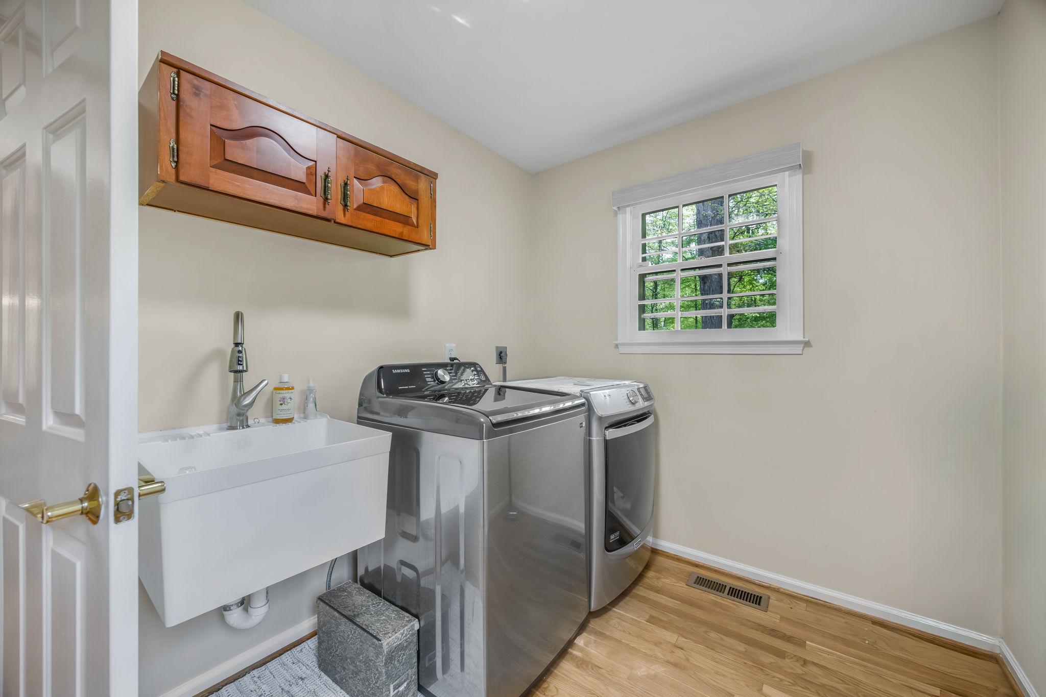 718 Ridge Drive McLean, VA 22101 - Photo 33 of 61 Bright and functional laundry space on main level