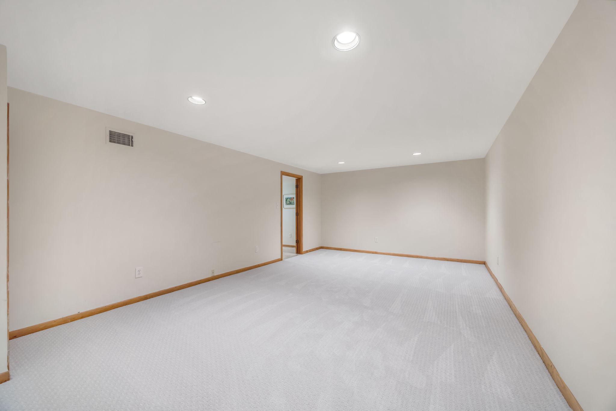 718 Ridge Drive McLean, VA 22101 - Photo 49 of 61 Second Lower Level Room
