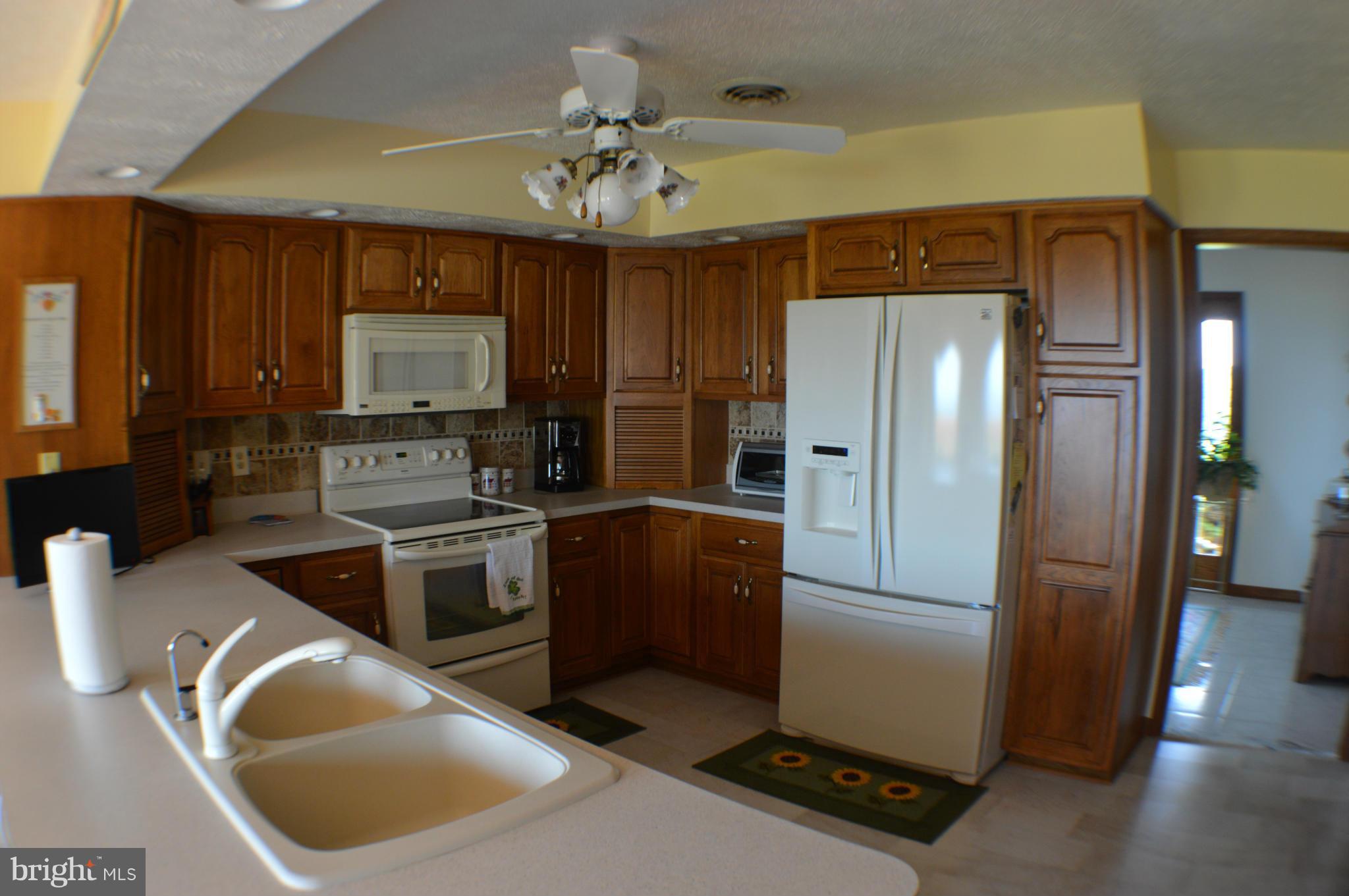 6130 Moser Road Boonsboro, MD 21713 - Photo 4 of 30 Kitchen
