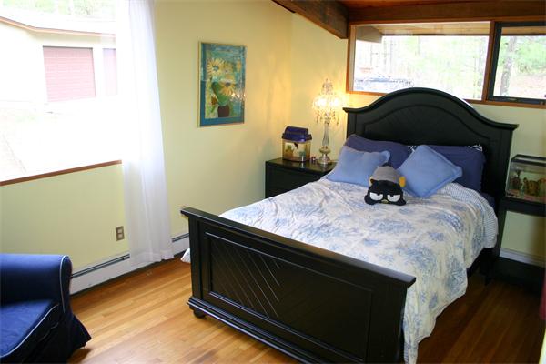 10 Hampshire Road Wayland, MA 01778 - Photo 17 of 22 Gallery Image 17