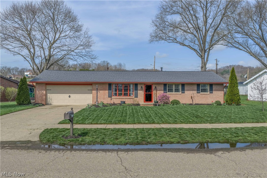 1126 3rd Street Southwest New Philadelphia, OH 44663 - Photo 2 of 34