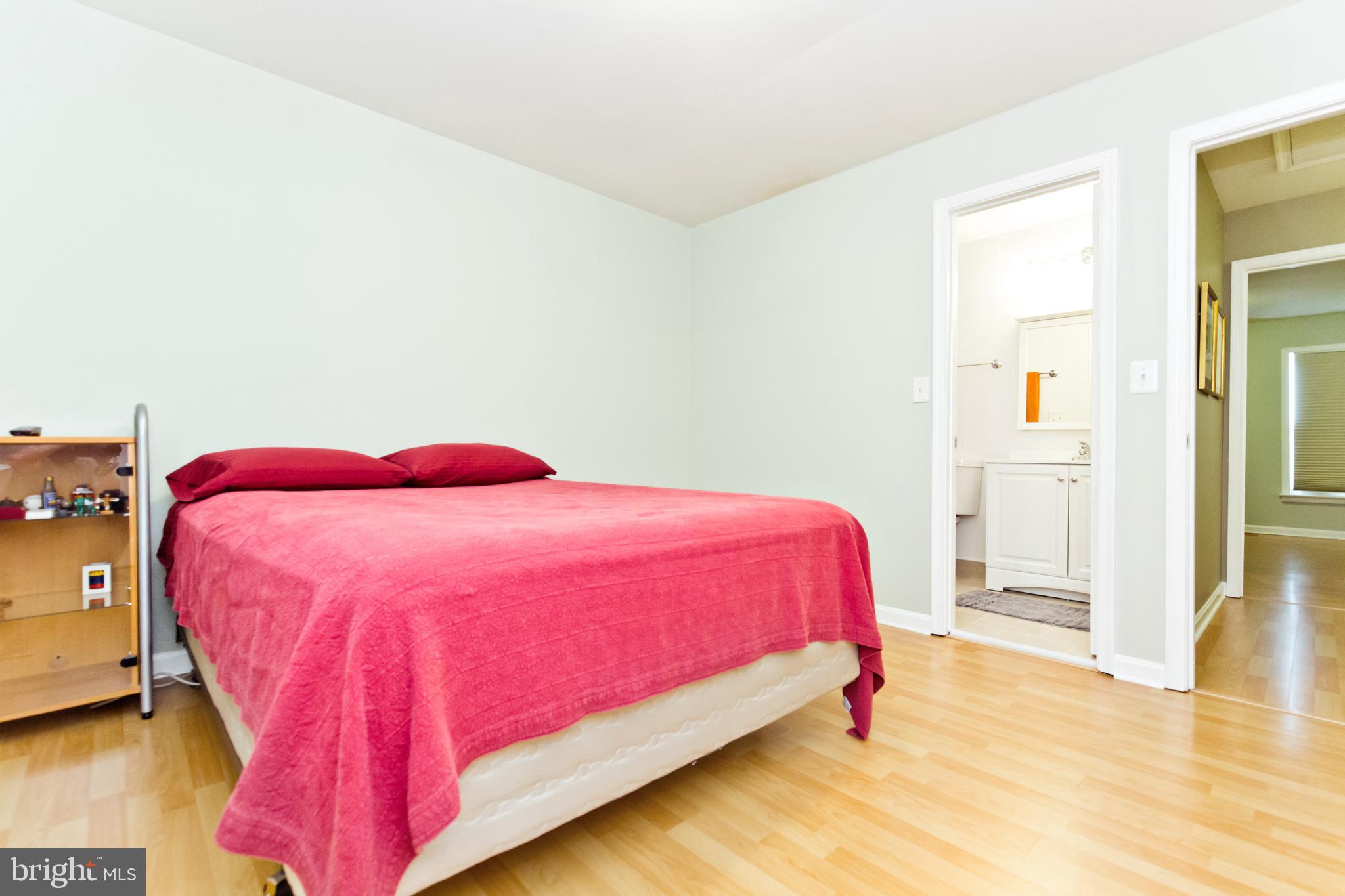 3953 9th Road South Arlington, VA 22204 - Photo 13 of 29 Gallery Image 13